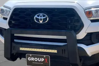 Toyota Tacoma 2021 4x2 SR5 4 puertas Doble Cabina 5.0 pies SB