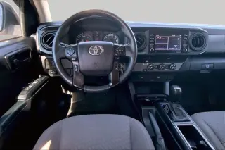 Toyota Tacoma 2021 4x2 SR5 4 puertas Doble Cabina 5.0 pies SB