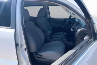 Toyota Tacoma 2021 4x2 SR5 4 puertas Doble Cabina 5.0 pies SB