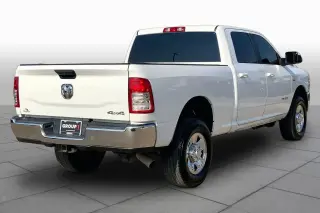 Ram 2500 2021 4x4 Big Horn Cabina Crew de 4 puertas con caja de 6.3 pies