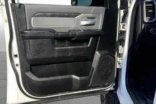 Ram 2500 2021 4x4 Big Horn Cabina Crew de 4 puertas con caja de 6.3 pies