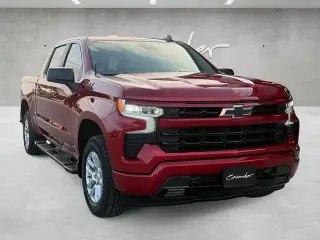 Chevrolet Silverado 1500 2024 4x4 RST 4 puertas Cabina Crew 5.8 ft. SB