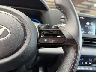 Hyundai ELANTRA 2026 SEL Sport 4 puertas Sedan