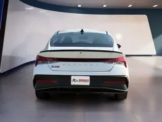 Hyundai ELANTRA 2026 SEL Sport 4 puertas Sedan