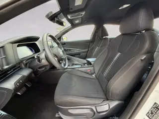 Hyundai ELANTRA 2026 SEL Sport 4 puertas Sedan
