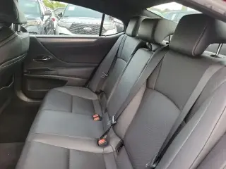 Lexus ES 350 2021 F SPORT 4 puertas Sedan