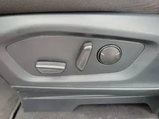 Ford Explorer 2023 XLT 4 puertas SUV