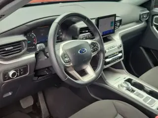 Ford Explorer 2023 XLT 4 puertas SUV