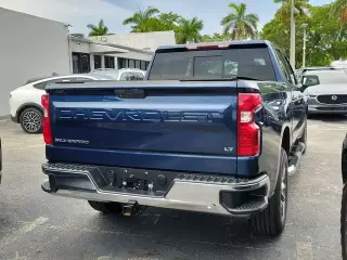 Chevrolet Silverado 1500 2020 4x2 LT 4 puertas Cabina Crew 5.8 ft. SB