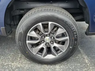 Chevrolet Silverado 1500 2020 4x2 LT 4 puertas Cabina Crew 5.8 ft. SB