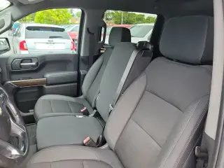 Chevrolet Silverado 1500 2020 4x2 LT 4 puertas Cabina Crew 5.8 ft. SB