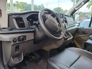 Ford Transit 2023 250 3 puertas LWB Techo Alto Furgón de Carga