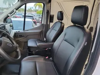 Ford Transit 2023 250 3 puertas LWB Techo Alto Furgón de Carga