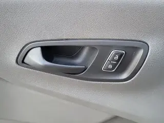 Ford Transit 2023 250 3 puertas LWB Techo Alto Furgón de Carga