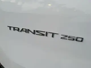 Ford Transit 2023 250 3 puertas LWB Techo Alto Furgón de Carga