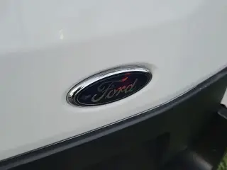 Ford Transit 2023 250 3 puertas LWB Techo Alto Furgón de Carga