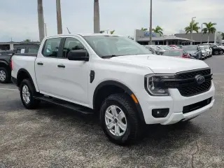 Ford Ranger 2024 4x2 XL 4 puertas SuperCrew con caja de 5.0 pies