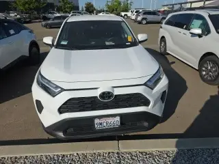 Toyota RAV4 2024 AWD LE 4 puertas SUV