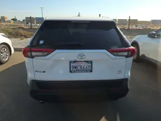 Toyota RAV4 2024 AWD LE 4 puertas SUV