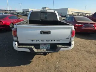 Toyota Tacoma 2020 4x4 TRD Pro 4dr Cabina Doble 5.0 ft SB 6A