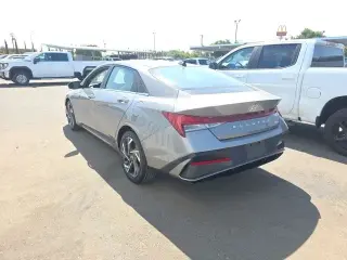 Hyundai ELANTRA 2024 Limited 4 puertas Sedan