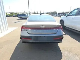 Hyundai ELANTRA 2024 Limited 4 puertas Sedan