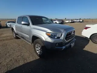 Toyota Tacoma 2018 4x2 TRD Off-Road 4 puertas Cabina Doble 5.0 pies SB