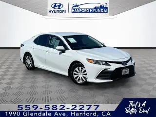 Toyota Camry Híbrido 2023 LE 4 puertas Sedan