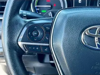 Toyota Camry Híbrido 2023 LE 4 puertas Sedan
