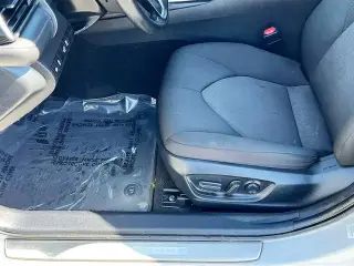 Toyota Camry Híbrido 2023 LE 4 puertas Sedan