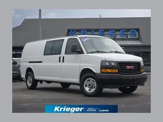 Furgoneta de carga extendida GMC Savana 2023 2500 3 puertas