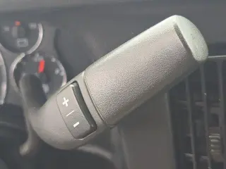 Furgoneta de carga extendida GMC Savana 2023 2500 3 puertas
