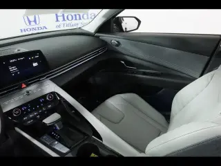 Hyundai ELANTRA Híbrido 2025 Limited 4 puertas Sedan