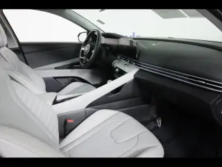Hyundai ELANTRA Híbrido 2025 Limited 4 puertas Sedan