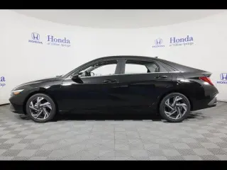 Hyundai ELANTRA Híbrido 2025 Limited 4 puertas Sedan