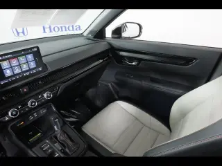 Honda CR-V Híbrido 2025 AWD Sport Touring 4 puertas SUV