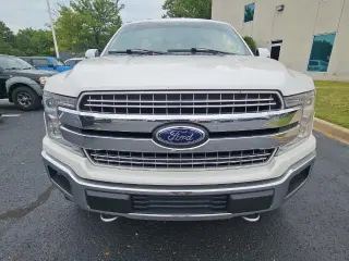 Ford F-150 2018 4x4 Lariat 4 puertas SuperCrew 5.5 pies. SB