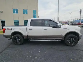 Ford F-150 2018 4x4 Lariat 4 puertas SuperCrew 5.5 pies. SB