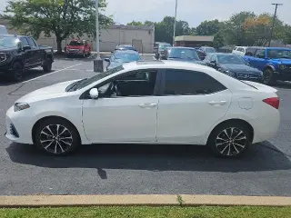 Toyota Corolla 2019 SE 4 puertas Sedán 6M