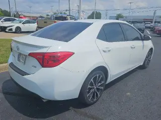 Toyota Corolla 2019 SE 4 puertas Sedán 6M