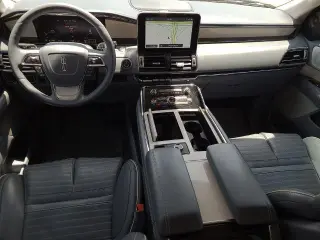 Lincoln Navigator 2021 4x4 Black Label 4 puertas SUV