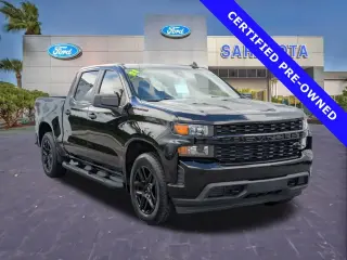 Chevrolet Silverado 1500 2021 4x2 Custom 4 puertas Cabina Crew 5.8 ft. SB