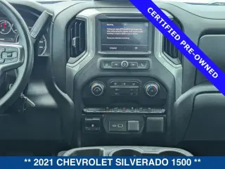 Chevrolet Silverado 1500 2021 4x2 Custom 4 puertas Cabina Crew 5.8 ft. SB