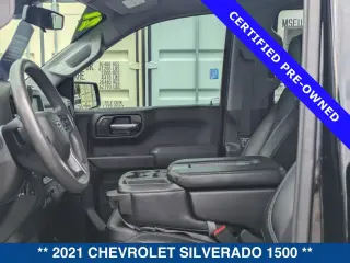 Chevrolet Silverado 1500 2021 4x2 Custom 4 puertas Cabina Crew 5.8 ft. SB