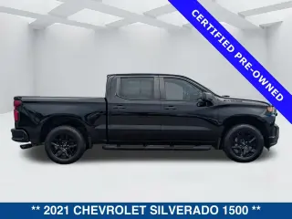 Chevrolet Silverado 1500 2021 4x2 Custom 4 puertas Cabina Crew 5.8 ft. SB