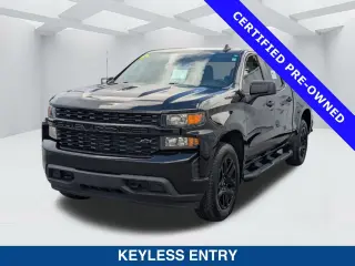 Chevrolet Silverado 1500 2021 4x2 Custom 4 puertas Cabina Crew 5.8 ft. SB