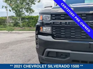 Chevrolet Silverado 1500 2021 4x2 Custom 4 puertas Cabina Crew 5.8 ft. SB