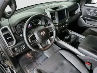 Ram 1500 2019 4x4 Big Horn 4 puertas Cabina Crew 5.6 pies. Pickup SB