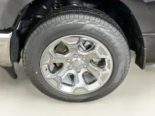 Ram 1500 2019 4x4 Big Horn 4 puertas Cabina Crew 5.6 pies. Pickup SB