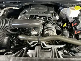 Ram 1500 2019 4x4 Big Horn 4 puertas Cabina Crew 5.6 pies. Pickup SB